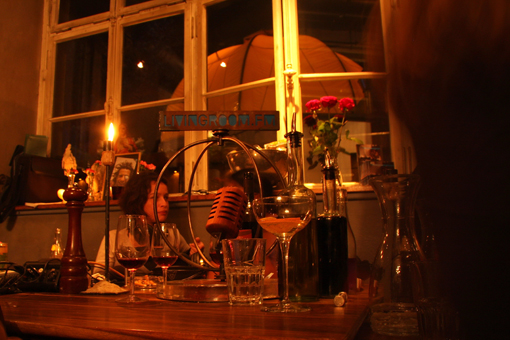 080418-Livingroom-FM-187